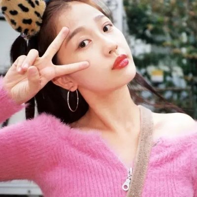 萌子美 虽然她有点怪 封面